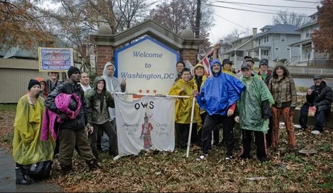 Người biểu tình từ New York diễu hành đến Washington